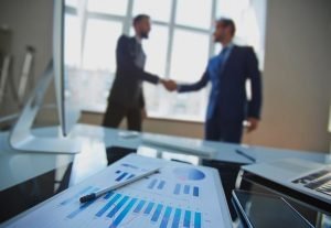 Gehaltsverhandlung üben mit echten HR-Personal Profis. Inklusive Feedback und Tipps für die erfolgreiche Verhandlung zur Gehaltssteigerung.