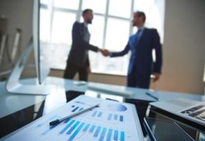 Gehaltsverhandlung üben mit echten HR-Personal Profis. Inklusive Feedback und Tipps für die erfolgreiche Verhandlung zur Gehaltssteigerung.