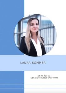 Mit diesem Bewerbungsdeckblatt hat dieses perfekte Bewerbungsbeispiel schon den ersten Vorteil: Die moderne Bewerbungsfoto Inszenierung in einer Business-Location zeigt, dass dieser Bewerber geschäftlich weiß wo es lang geht. Dazu das klar strukturierte Lebenslauf Design. Hier wirkt sofort der Qualitätsvermutung-Effekt auf Personaler. Personalentscheider werden jetzt tendenziell neugierig mehr über den Bewerber zu erfahren. Damit wäre dann die erste Hürde der positiven Wahrnehmung geschafft.