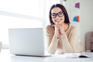 Ihr persönlicher Bewerbungsautor verfasst für Sie ein absolut individuelles und professionelles Bewerbungsschreiben. Unsere Erfahrung - Ihr Vorteil. Mehr erfahren im STARMAZING Bewerber-Shop.