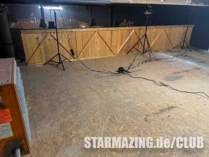 Perspektive von der Empore im Club Mönchengladbach mit Blick auf die Halle