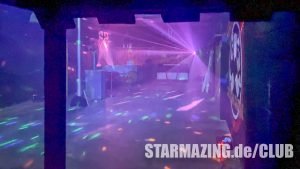 Große Hallenfläche im Club Mönchengladbach mit kreativen Nutzungsmöglichkeiten