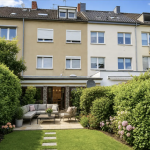 Mehrfamilienhaus mit vier Wohneinheiten und Garten in Mönchengladbach